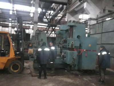Такелаж и перевозка без разбора станков общим весом весом 40 тонны