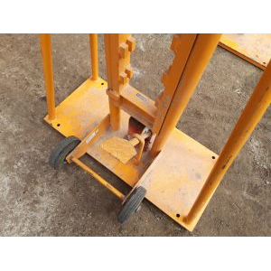 2х стоечная система подъема груза через опорную направляющую. 